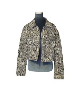 Sanctuary Gray Snakeskin Print Cropped Denim Trucker Jacket